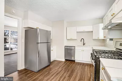 8124 Gavin Street, Hyattsville, MD 20784 - Photo 11