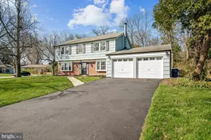 12200 Fleming Ln, Bowie, MD 20715 - Photo 63