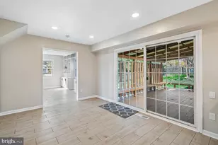 12200 Fleming Ln, Bowie, MD 20715 - Photo 27