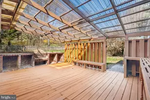 12200 Fleming Ln, Bowie, MD 20715 - Photo 13