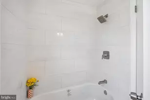 12200 Fleming Ln, Bowie, MD 20715 - Photo 59