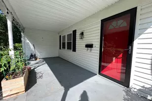 12304 Madeley Ln, Bowie, MD 20715 - Photo 3