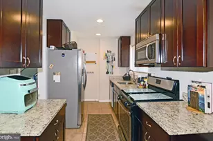 912 Irvington St, Oxon Hill, MD 20745 - Photo 13