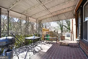 912 Irvington St, Oxon Hill, MD 20745 - Photo 5