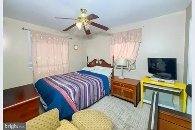 7920 Riggs Road E, Hyattsville, MD 20783 - Photo 11