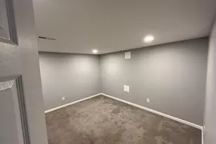 6706 Longridge Dr, Lanham, MD 20706 - Photo 23