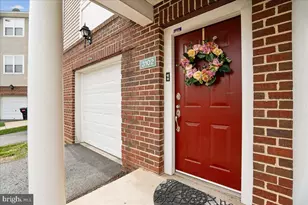 3102 Irma Ct, Suitland, MD 20746 - Photo 3