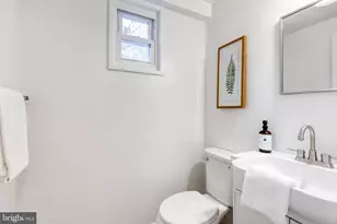 7508 Creighton Dr, College Park, MD 20740 - Photo 27