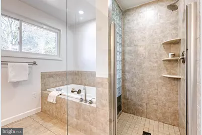 7508 Creighton Drive, College Park, MD 20740 - Photo 39