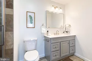 7508 Creighton Dr, College Park, MD 20740 - Photo 33