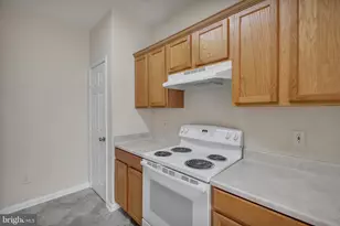 14407 Hampshire Hall Ct, Upper Marlboro, MD 20772 - Photo 5