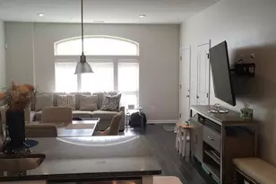 10062 Dorsey Ln, Lanham, MD 20706 - Photo 7