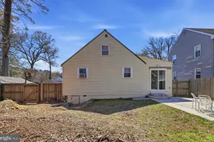 6404 Oliver St, Riverdale, MD 20737 - Photo 29