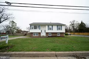 11209 Caroline Ave, Beltsville, MD 20705 - Photo 3