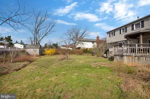 8509 Woodside Ct, Lanham, MD 20706 - Photo 3