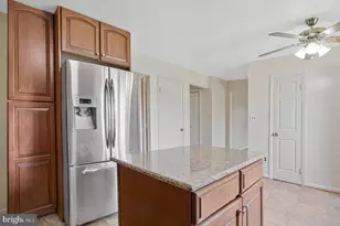 8509 Woodside Ct, Lanham, MD 20706 - Photo 17