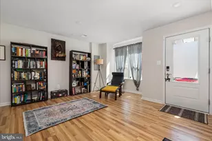 3538 Stella Blue Dr, Hyattsville, MD 20782 - Photo 3