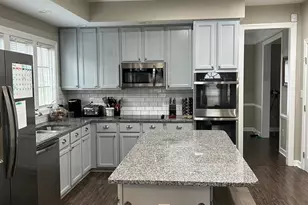 8406 Bates Dr, Bowie, MD 20720 - Photo 3