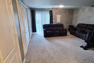 9709 Woodyard Cir, Upper Marlboro, MD 20772 - Photo 13
