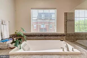 510 Overlook Park Dr, Oxon Hill, MD 20745 - Photo 43