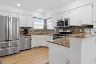 10511 Gloucester Ln, Cheltenham, MD 20623 - Photo 7