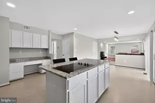 15202 Johnstone Ln, Bowie, MD 20721 - Photo 9