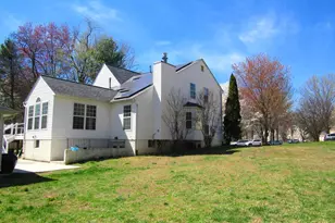 11409 Prospect Ct, Glenn Dale, MD 20769 - Photo 3