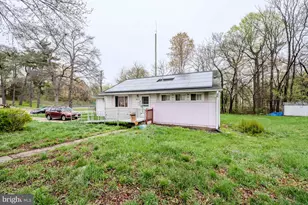 9039 Volta St, Lanham, MD 20706 - Photo 3