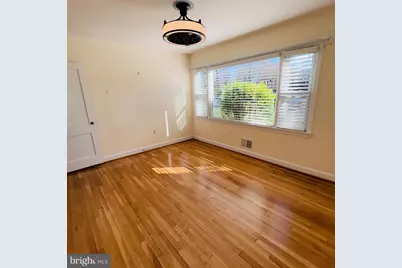 7604 Adelphi Road, Hyattsville, MD 20783 - Photo 11