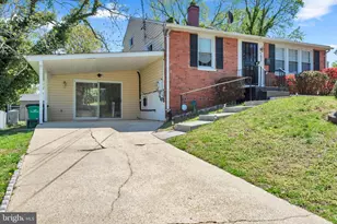 7802 Elroy Pl, Oxon Hill, MD 20745 - Photo 3