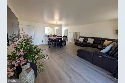 4240 Applegate Lane #5, Suitland, MD 20746 - Photo 3