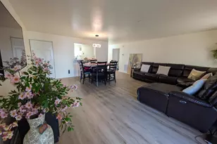 4240 Applegate Ln, Suitland, MD 20746 - Photo 3