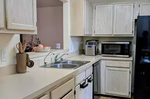 4240 Applegate Ln, Suitland, MD 20746 - Photo 9