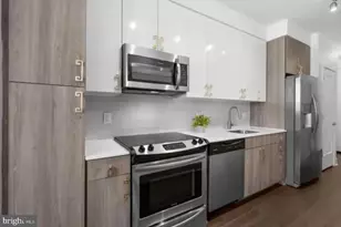 145 Riverhaven Dr, Oxon Hill, MD 20745 - Photo 9