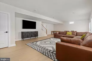 423 Mdw Crk Dr, Bowie, MD 20716 - Photo 37