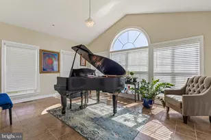 4411 Patuxent Overlook Dr, Bowie, MD 20716 - Photo 17