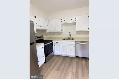 8915 Grandhaven Avenue, Upper Marlboro, MD 20772 - Photo 3