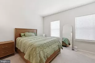 6066 Beake St, Hyattsville, MD 20782 - Photo 9
