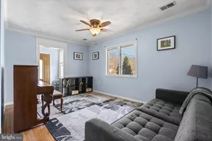 4905 Decatur St, Hyattsville, MD 20781 - Photo 3