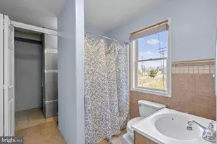 4905 Decatur St, Hyattsville, MD 20781 - Photo 13