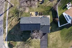 12213 Raritan Ln, Bowie, MD 20715 - Photo 3