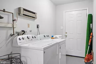 14925 Cherrywood Dr, Laurel, MD 20707 - Photo 21