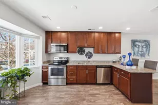 14925 Cherrywood Dr, Laurel, MD 20707 - Photo 9