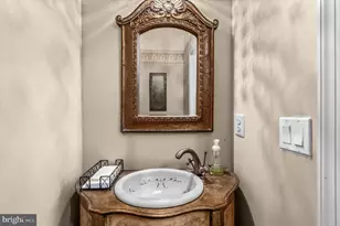 1810 Spanish Oak Ln, Bowie, MD 20721 - Photo 7