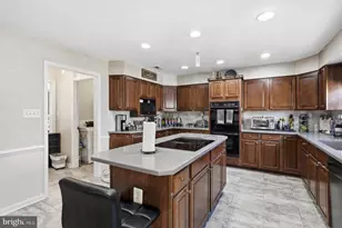 11710 Amer Ct, Fort Washington, MD 20744 - Photo 13