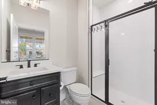 6547 Clubhouse Dr, Laurel, MD 20708 - Photo 25