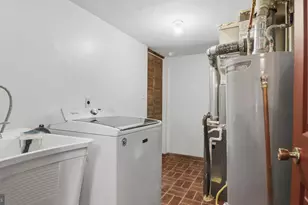 6719 Knollbrook Dr, Hyattsville, MD 20783 - Photo 23