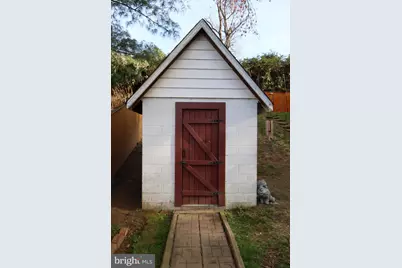 6719 Knollbrook Drive, Hyattsville, MD 20783 - Photo 5