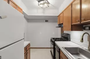 6719 Knollbrook Dr, Hyattsville, MD 20783 - Photo 11