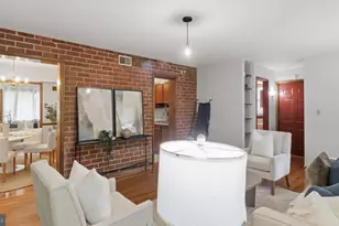6719 Knollbrook Dr, Hyattsville, MD 20783 - Photo 15